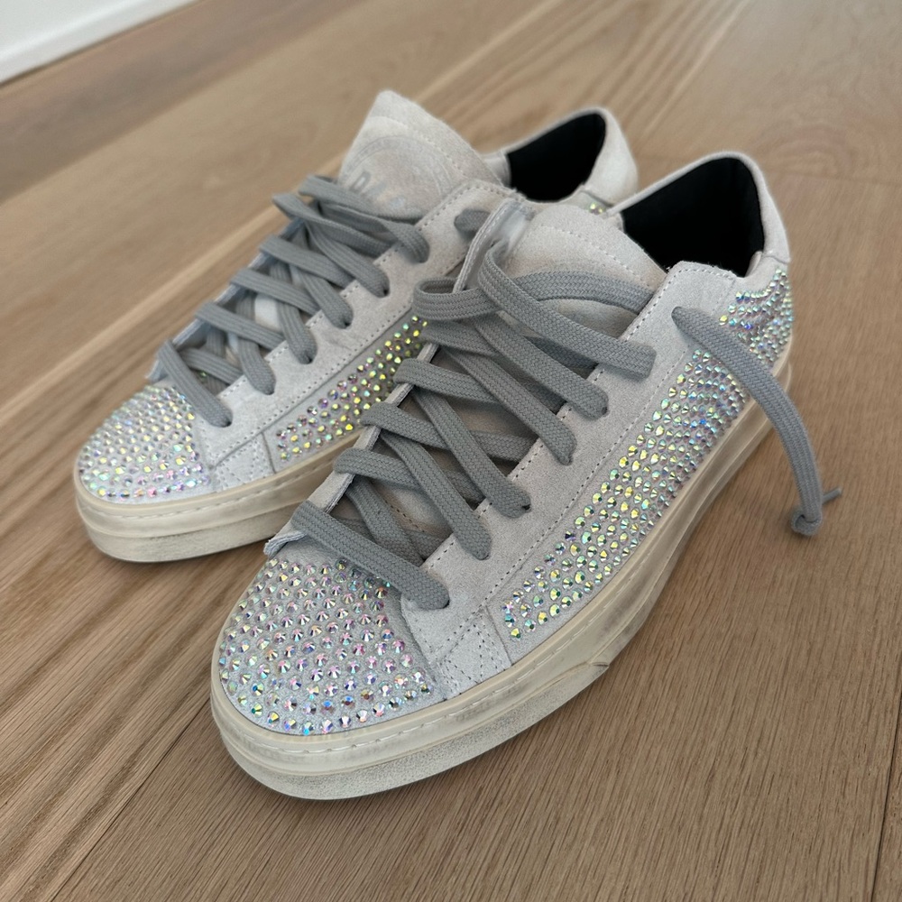 P448 Jack Strass rhinestone embellished low sneakers